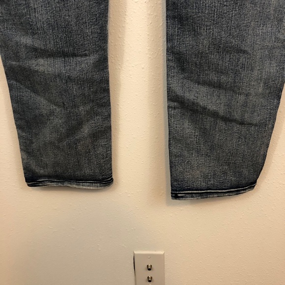 SOLD  Sizzle Jeans Med wash distressed design - Picture 10 of 11